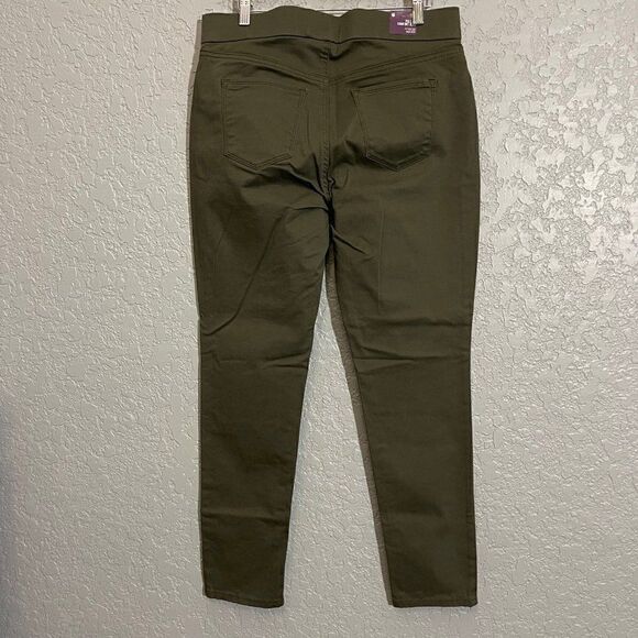 Gloria Vanderbilt Slimming Pants - Picture 3 of 9